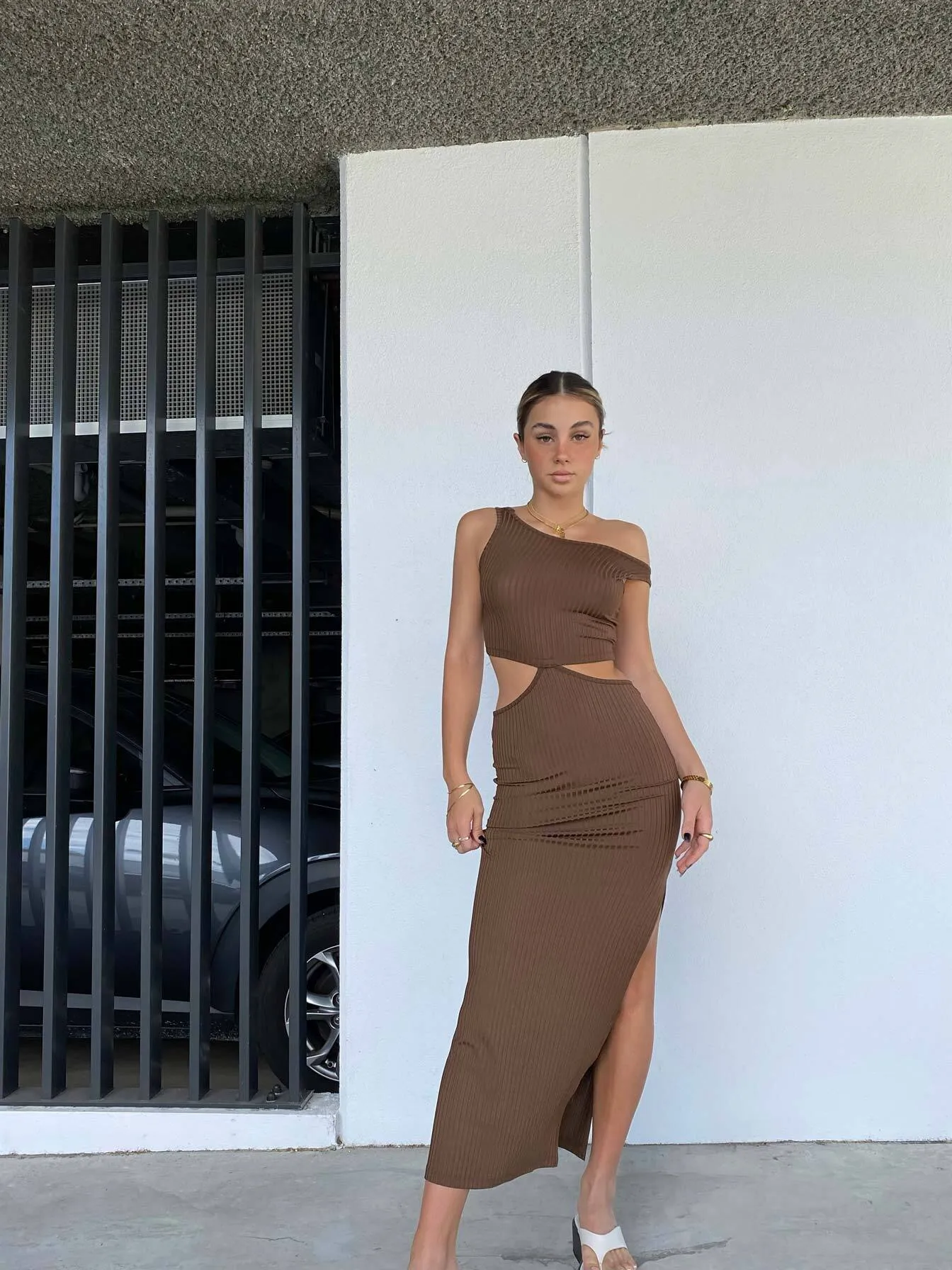 Billie Midi Dress Brown