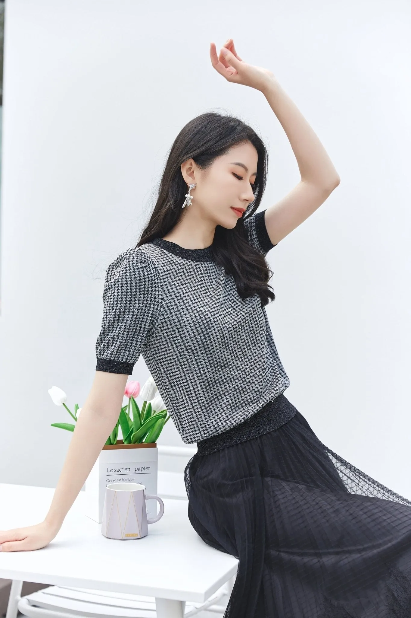 Black Knitted Puff Short Sleeve Sweater