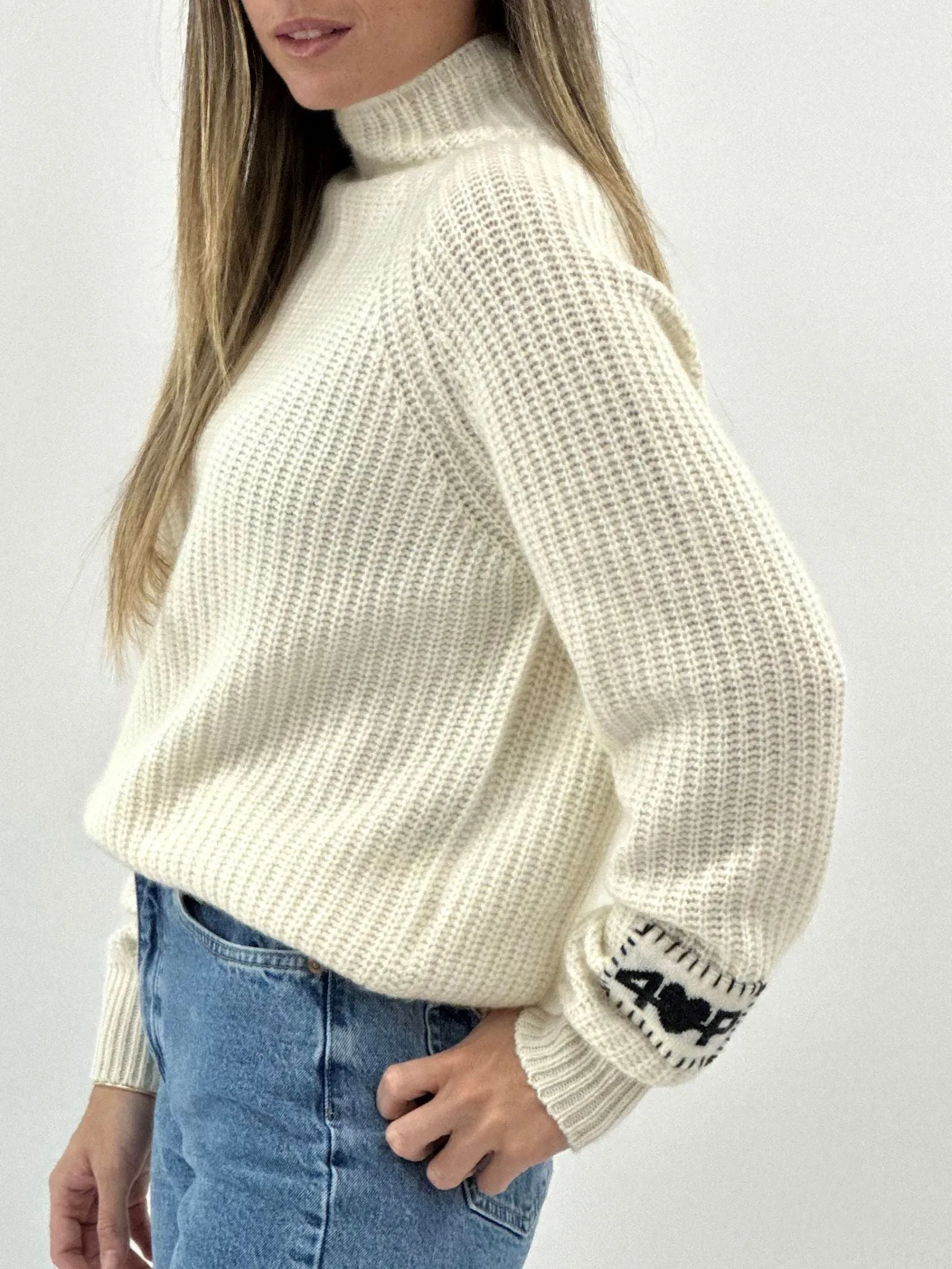 CHAMONIX SWEATER