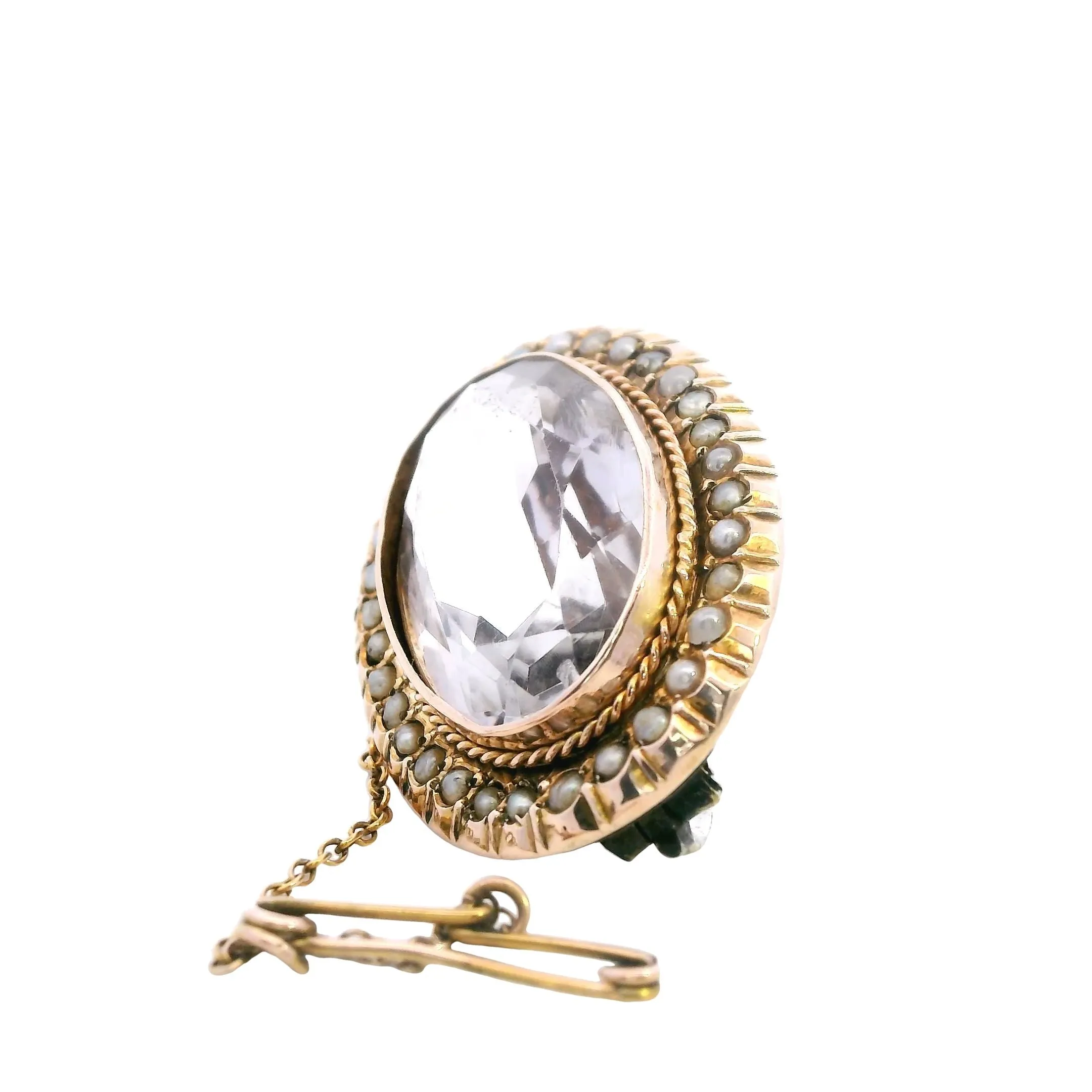 Chic Elegance: 9ct Yellow Gold Pearl & Quartz Brooch - Vintage Glamour