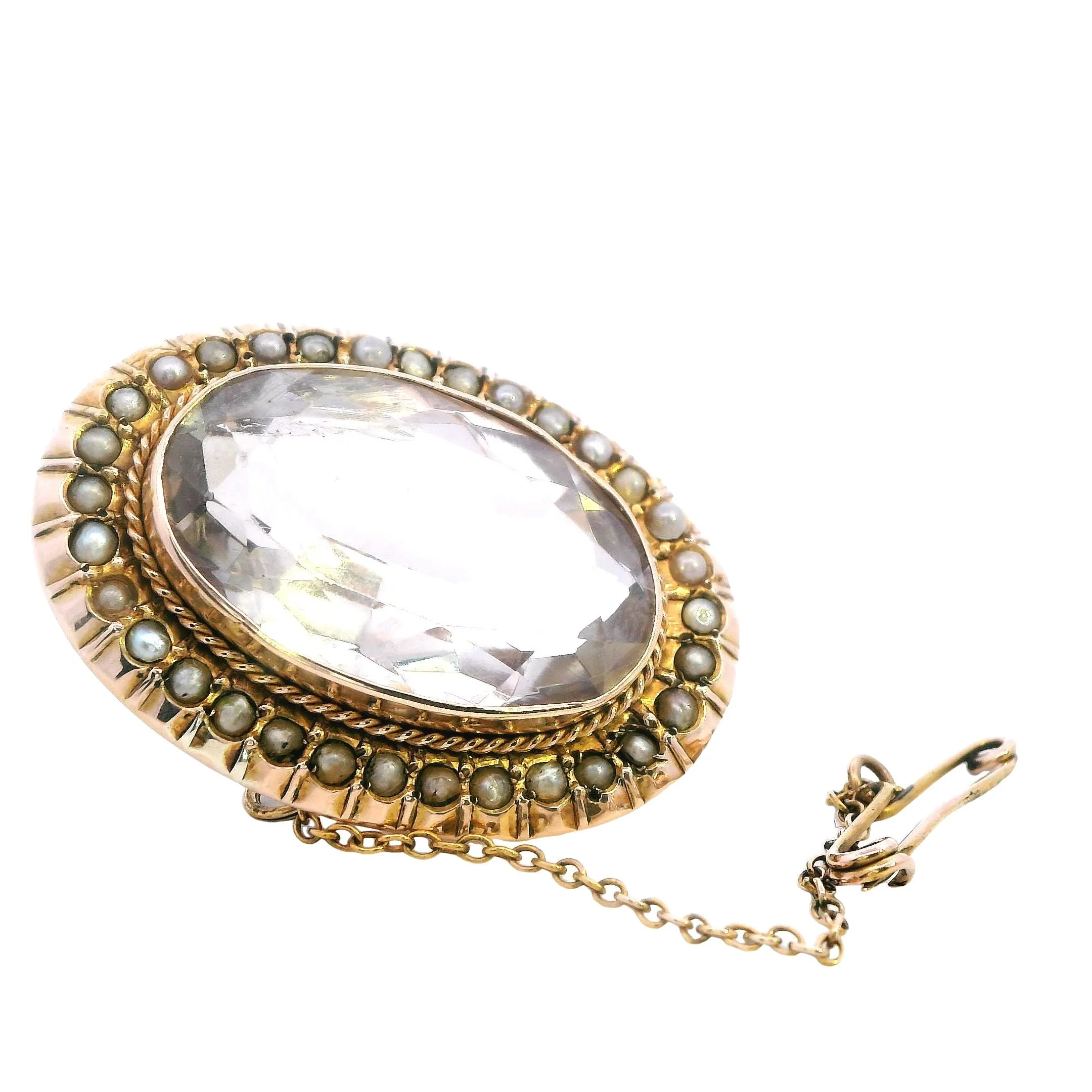 Chic Elegance: 9ct Yellow Gold Pearl & Quartz Brooch - Vintage Glamour