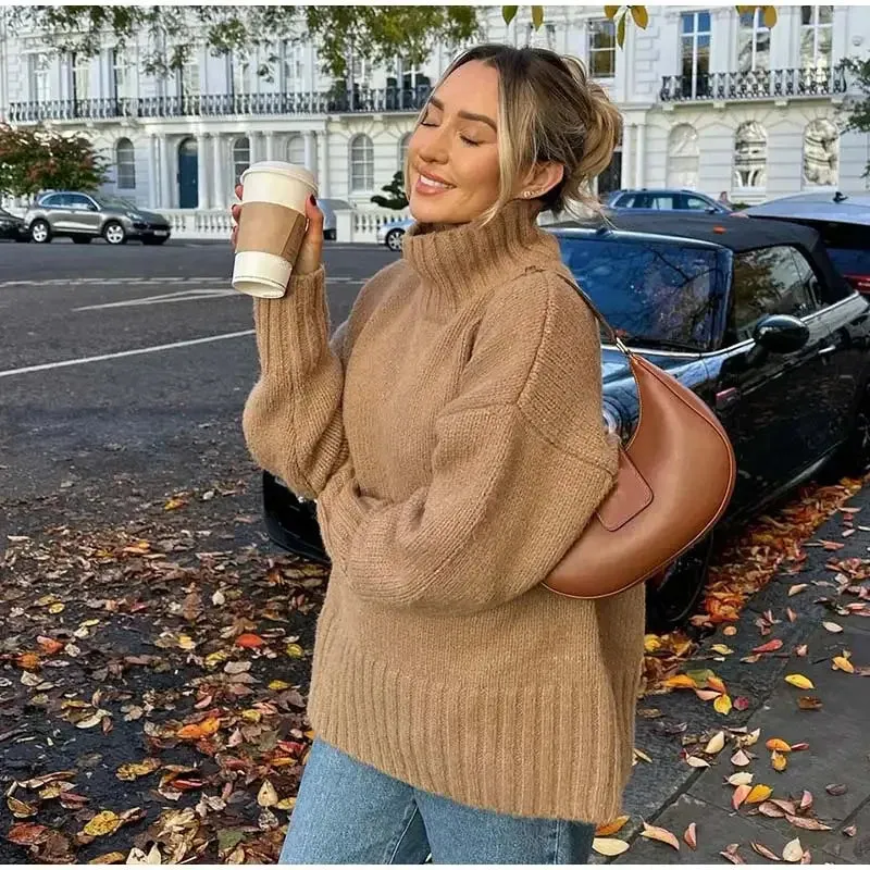 Claire - Cosy knitted turtle neck jumper