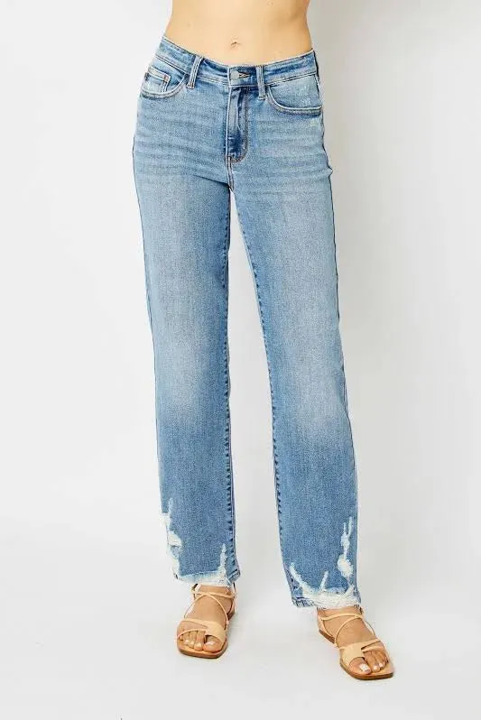 Edgy Vibe Judy Blue HW Straight Jean