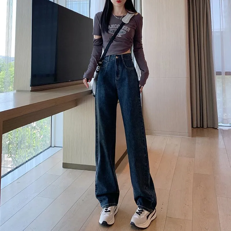 High-Waisted Simplicity Slimming Straight Leg Solid Color Jeans