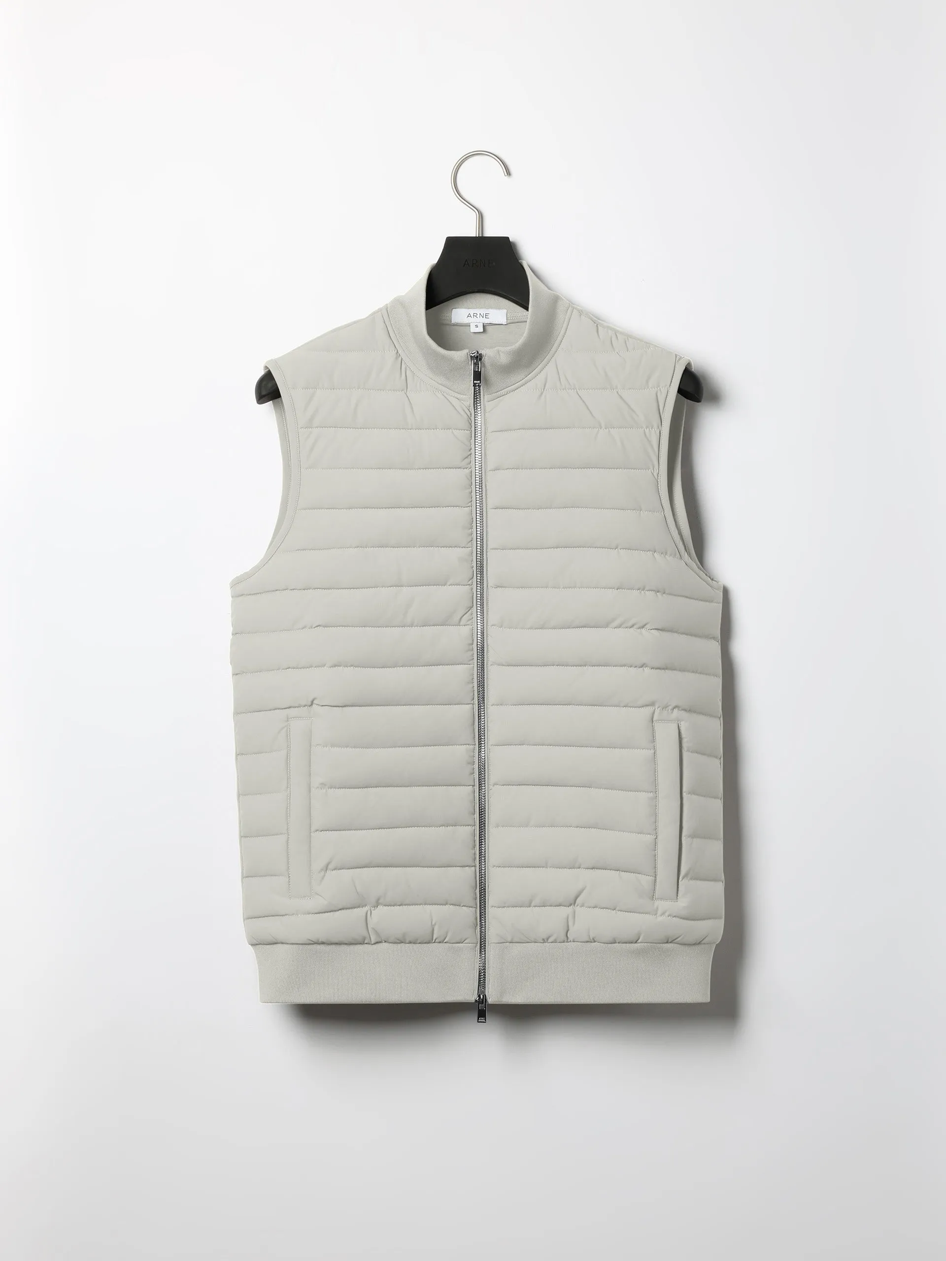 Hybrid Quilted Gilet in Stone