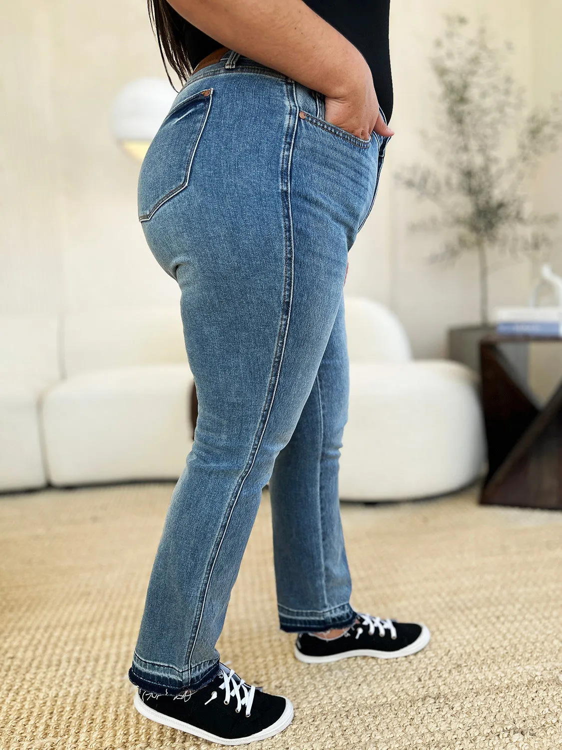 Judy Blue Mid Rise Rigid Magic Release Hem Jeans