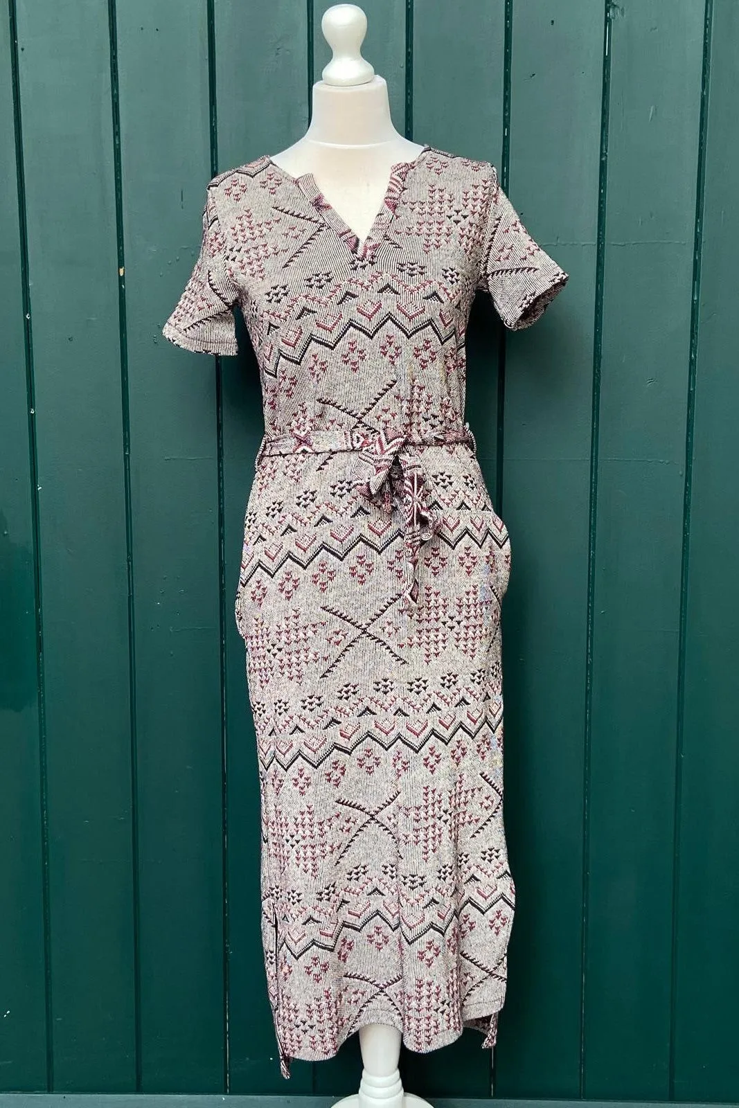 Re-Wear Next Cream & Burgandy Knit Dress with Belt