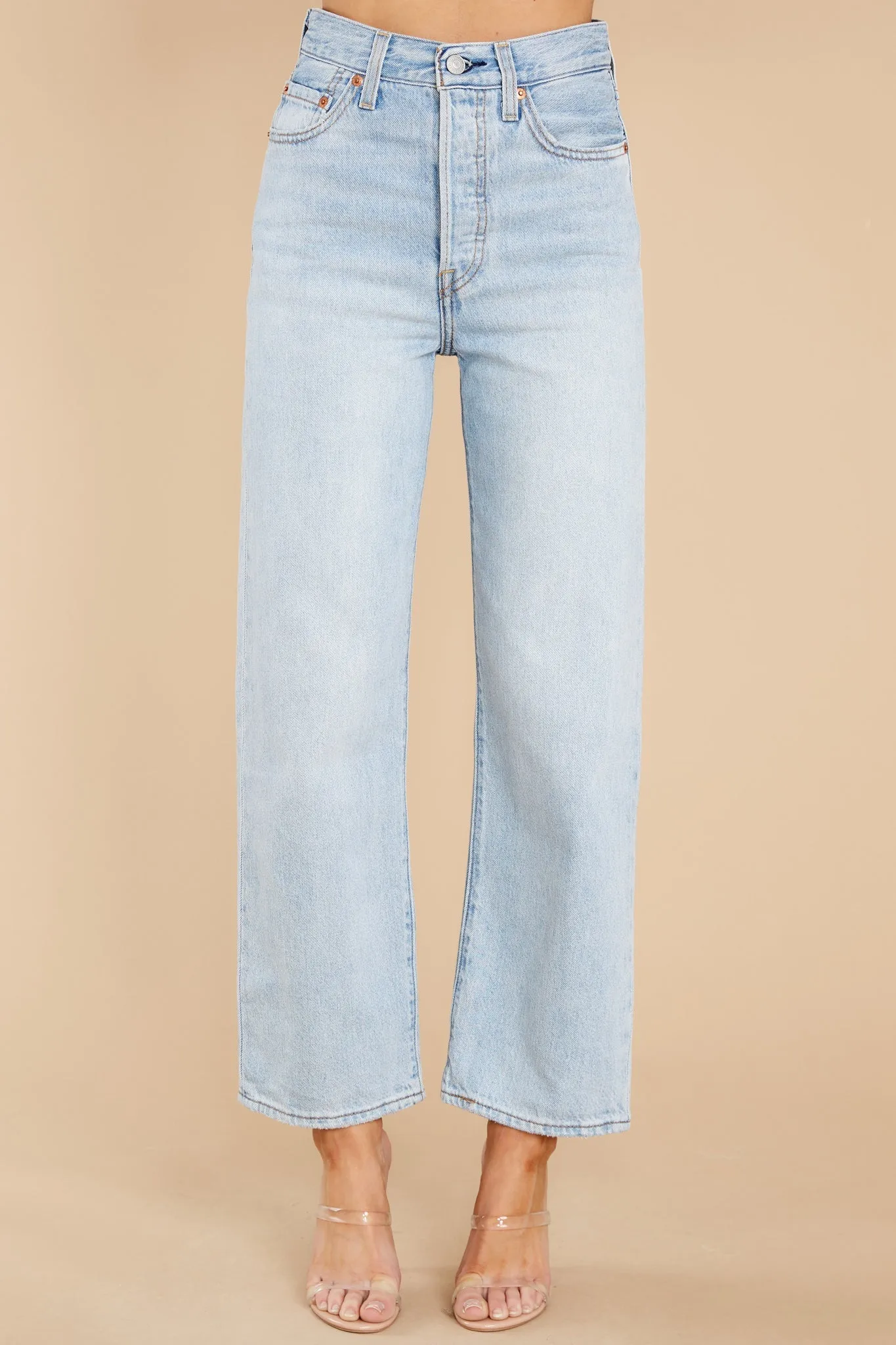 Ribcage Straight Ankle Jeans In Middle Road