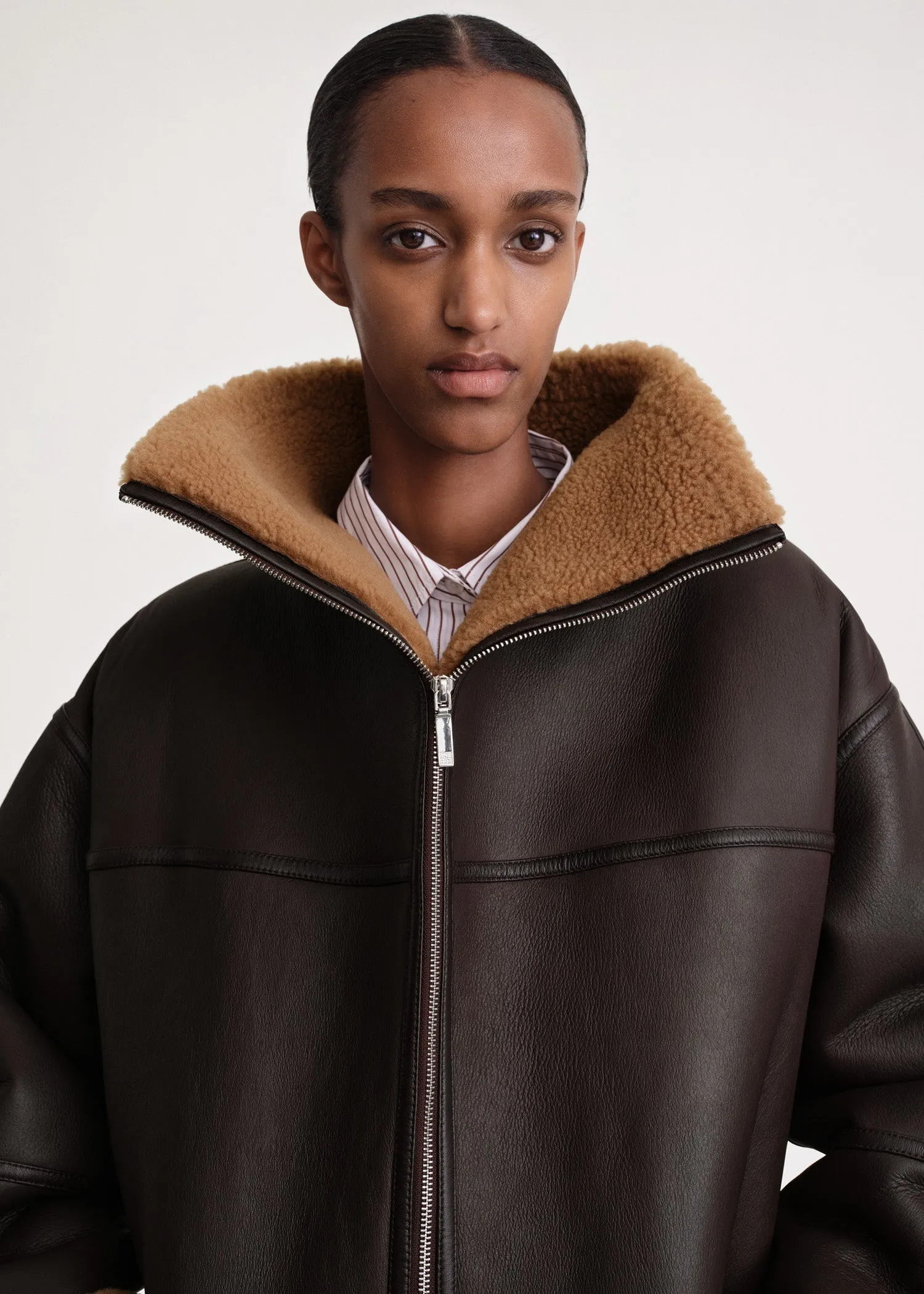 Signature shearling jacket chocolate