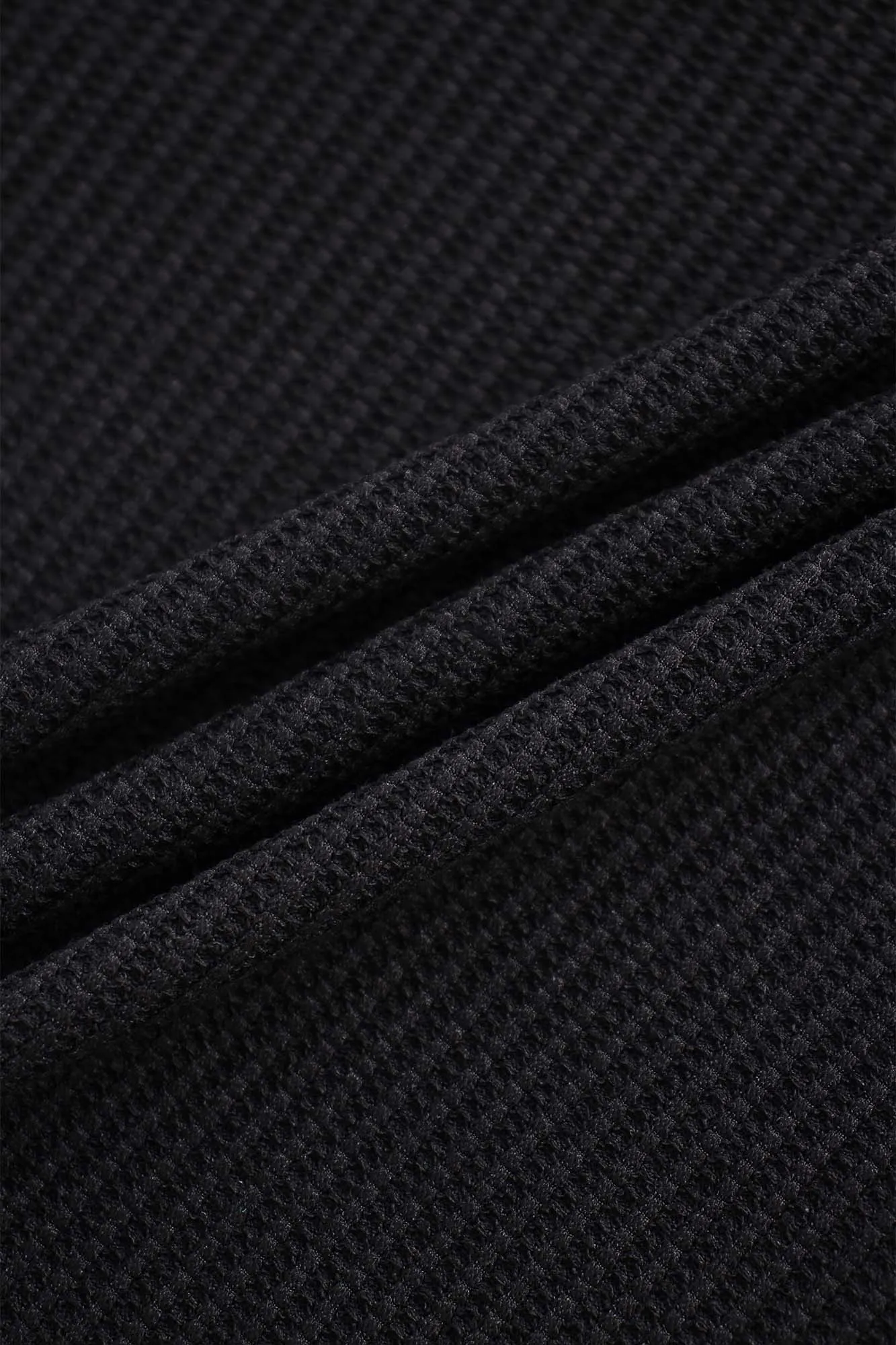 Textured Stretch Turtleneck-Black