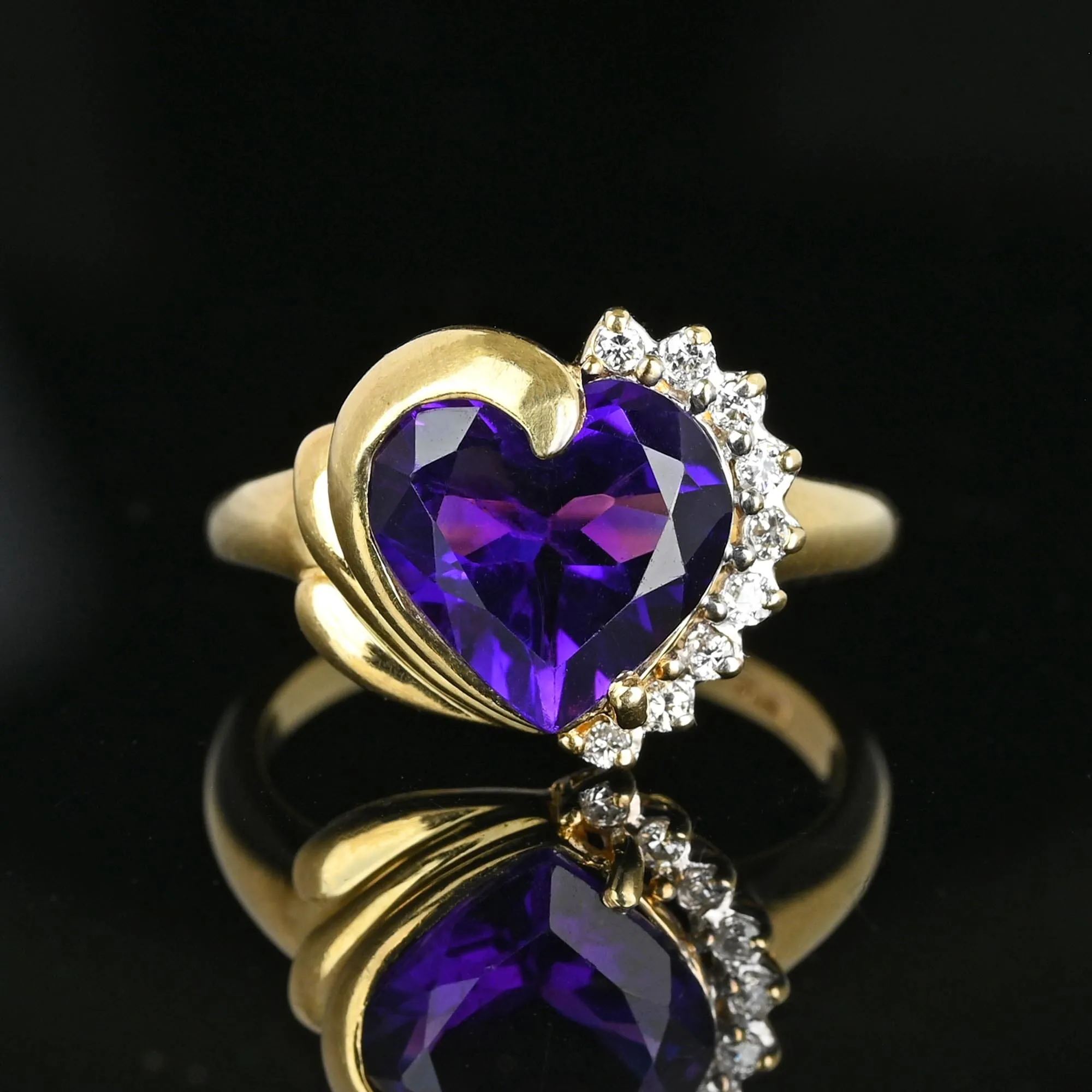 Vintage 14K Gold Diamond Accent Heart Shape Amethyst Ring