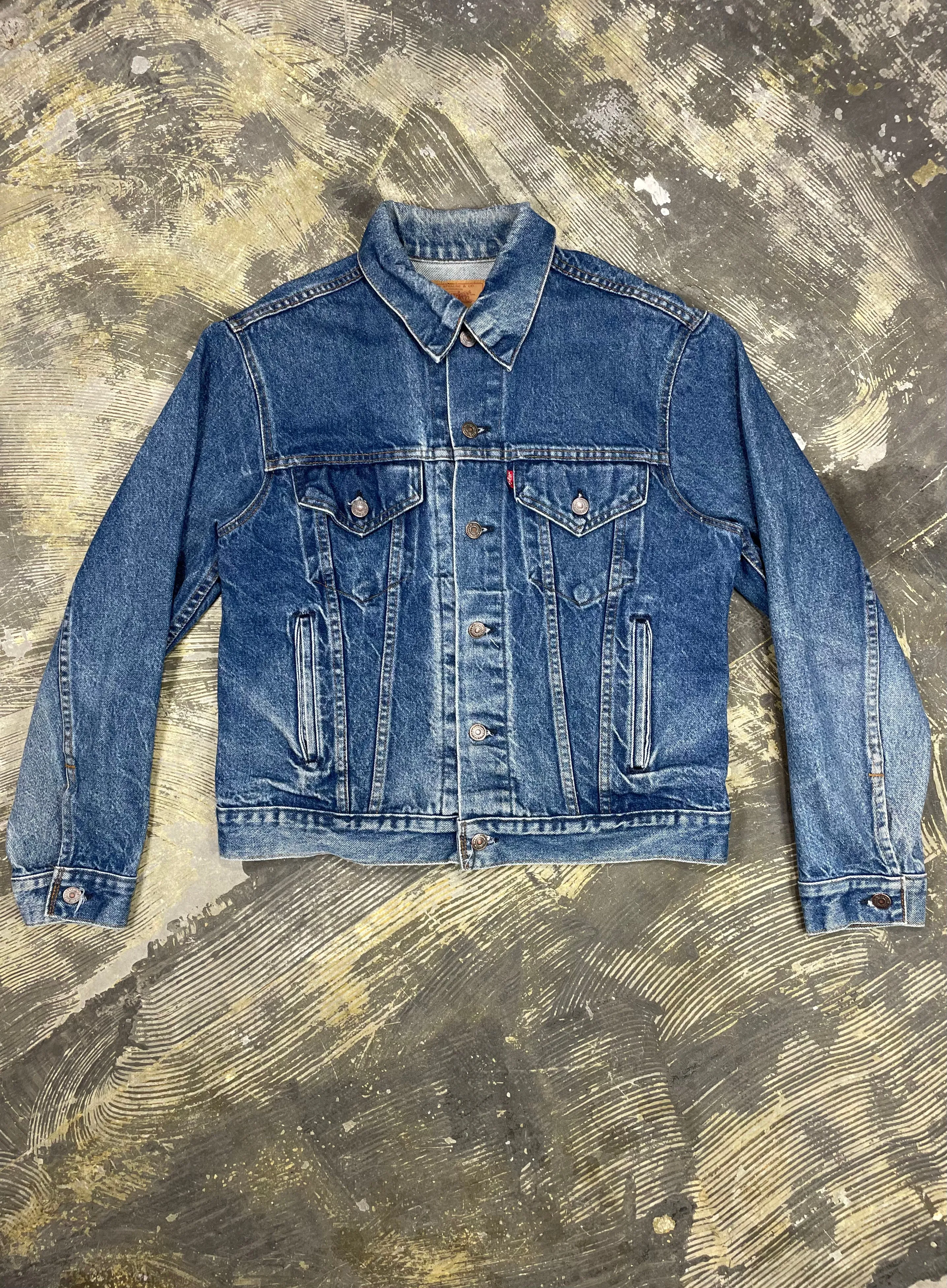 Vintage Levi Premium Wash Denim Trucker Jacket (JYJ-173)