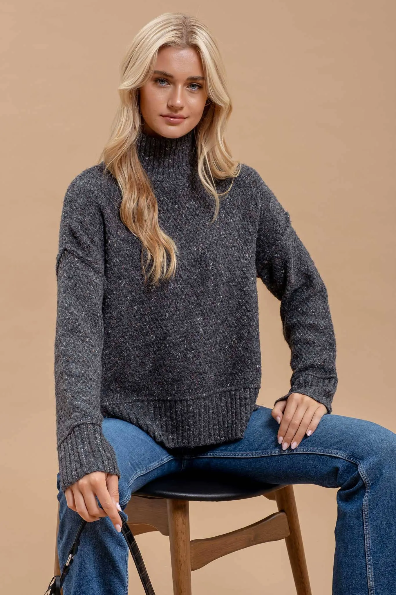 WOOL BLEND TURTLENECK LONG SLEEVE SWEATER